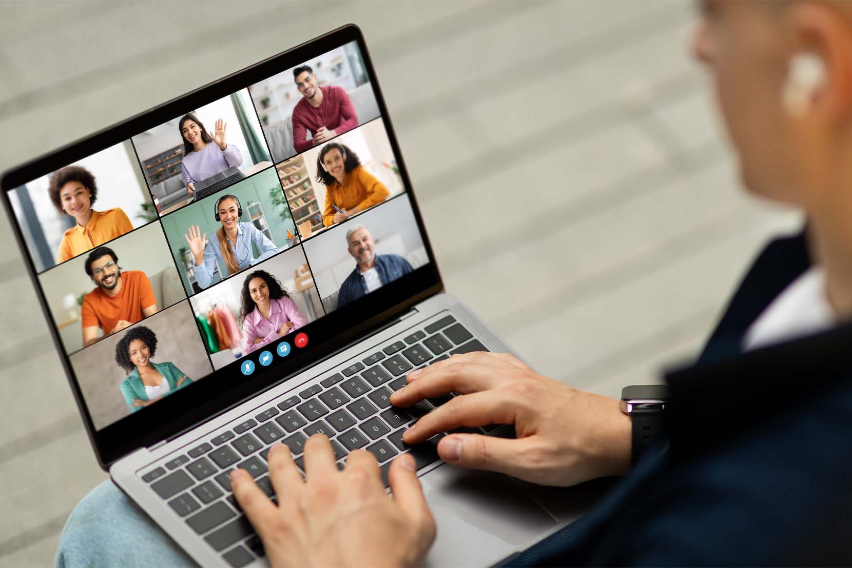 多様な人々が互いの人権を尊重し、活き活きと 活躍する公平な社会の実現に取り組む