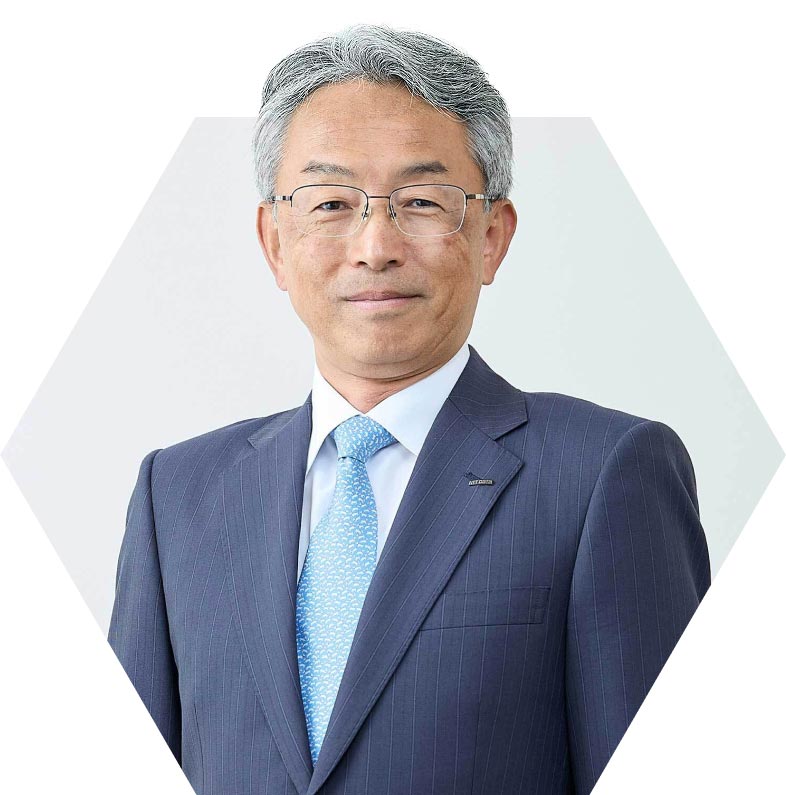 主催者 株式会社NTTデータグループ 代表取締役社長 佐々木裕