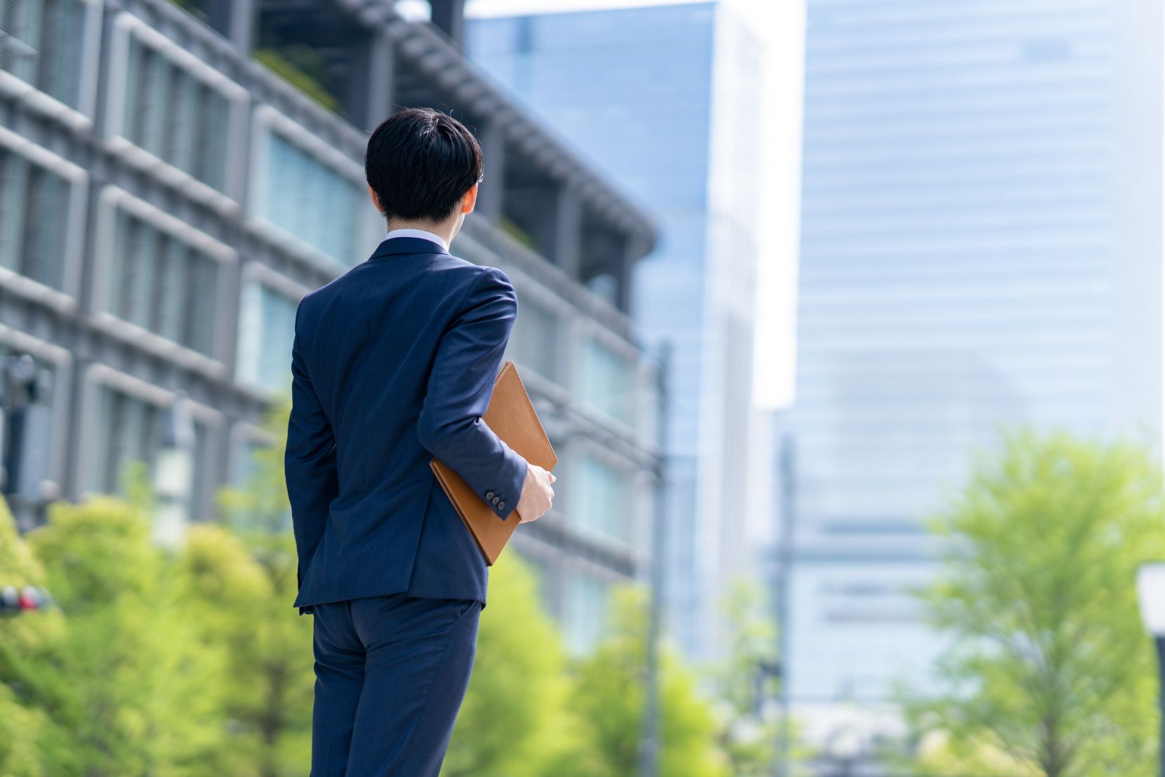 賃上げの有無で進む人材流動化 エンゲージメントと定着率向上には「働き方改革」と「ウェルビーイング」の推進が鍵